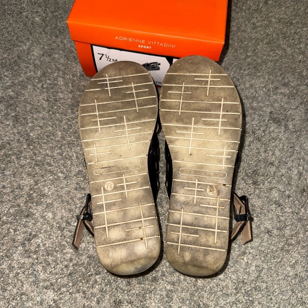 Adrienne Vittadini Black and Tan Women's Sandals - Picture 4 of 4